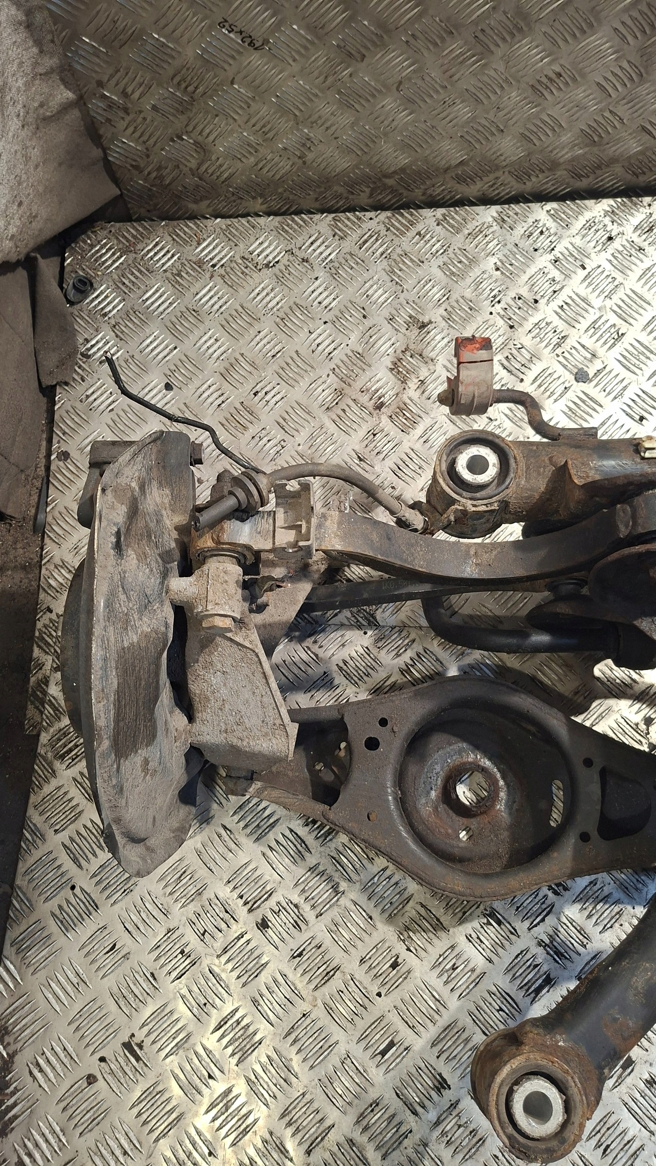 Achsträger heck VW PASSAT B7