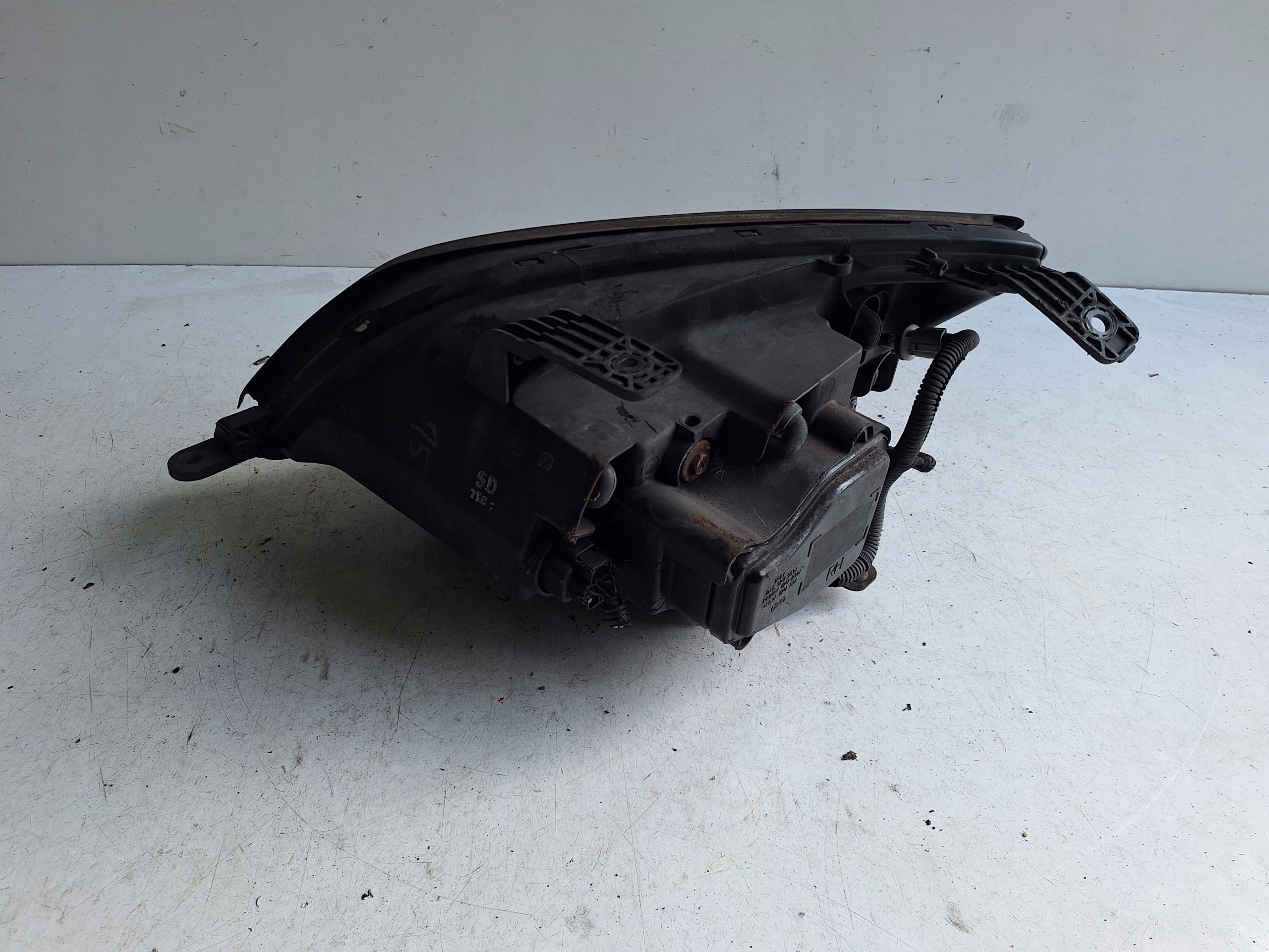 OPEL ANTARA LIFT 10-15 light right XENON UK