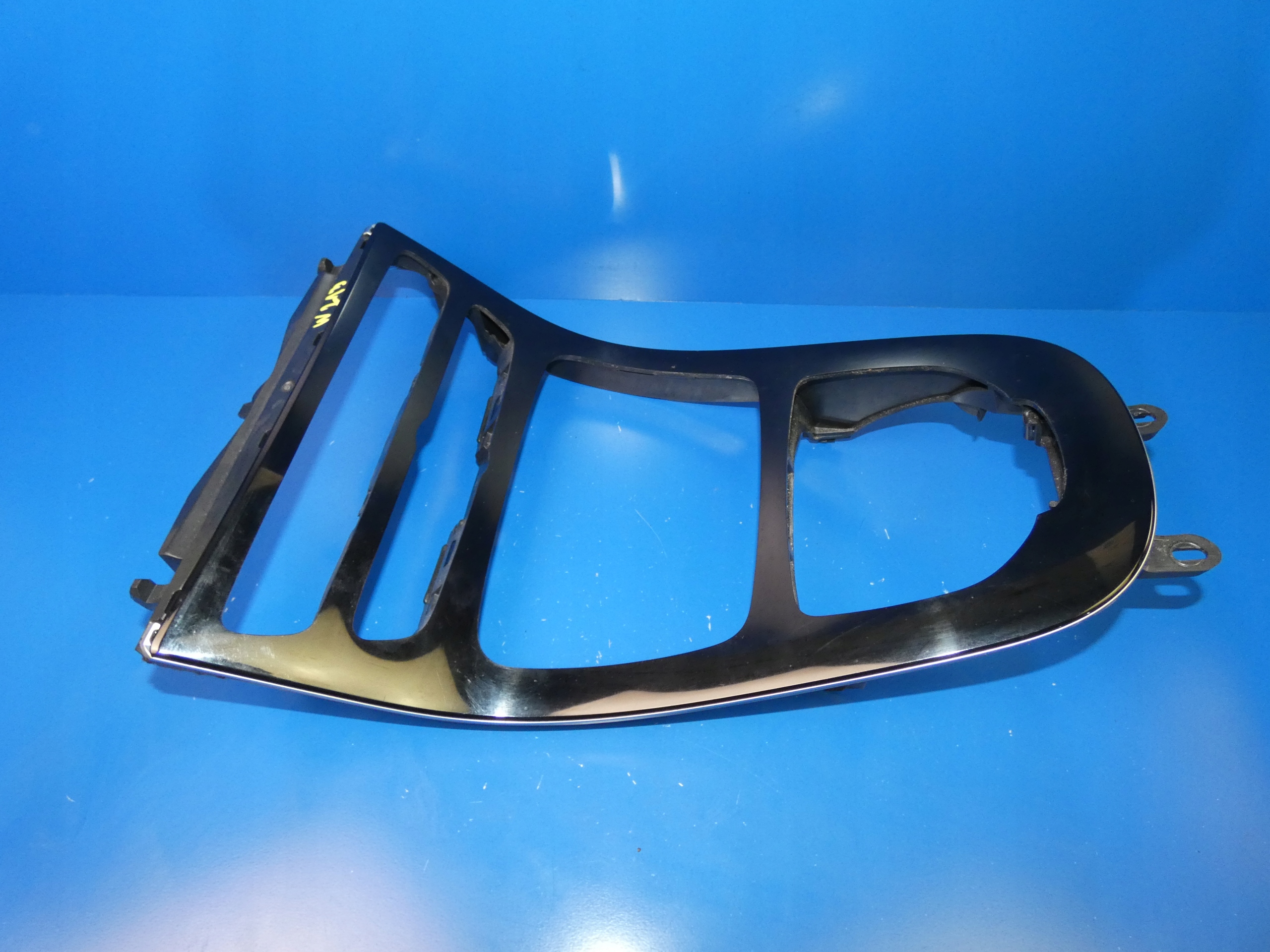 Е КЛАС W213 РАМКА КОНСОЛИ ПАНЕЛЬ ДОСКИ СВЕТЛОВОД