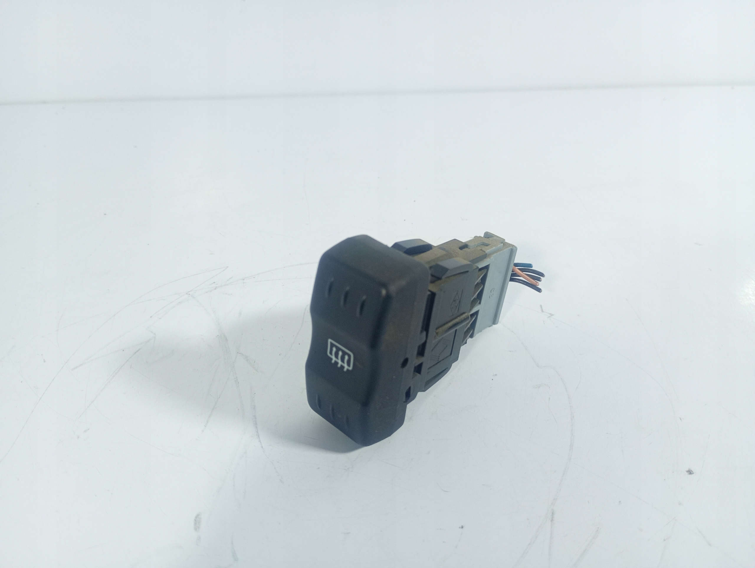 Dacia Logan Van 04-12 switch switch button OGRZEWANIA windows
