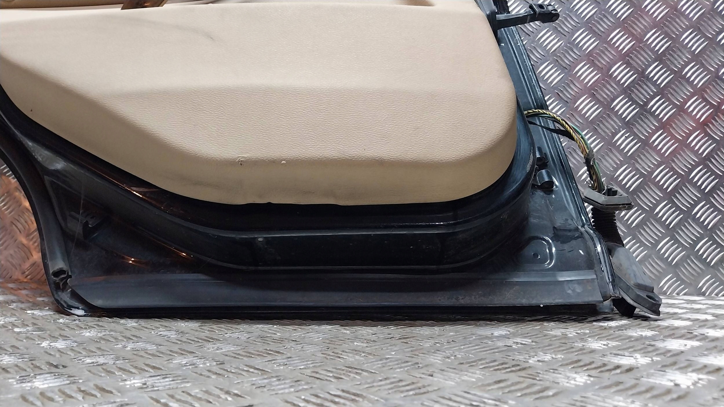 door rear part left BMW X3 E83 03
