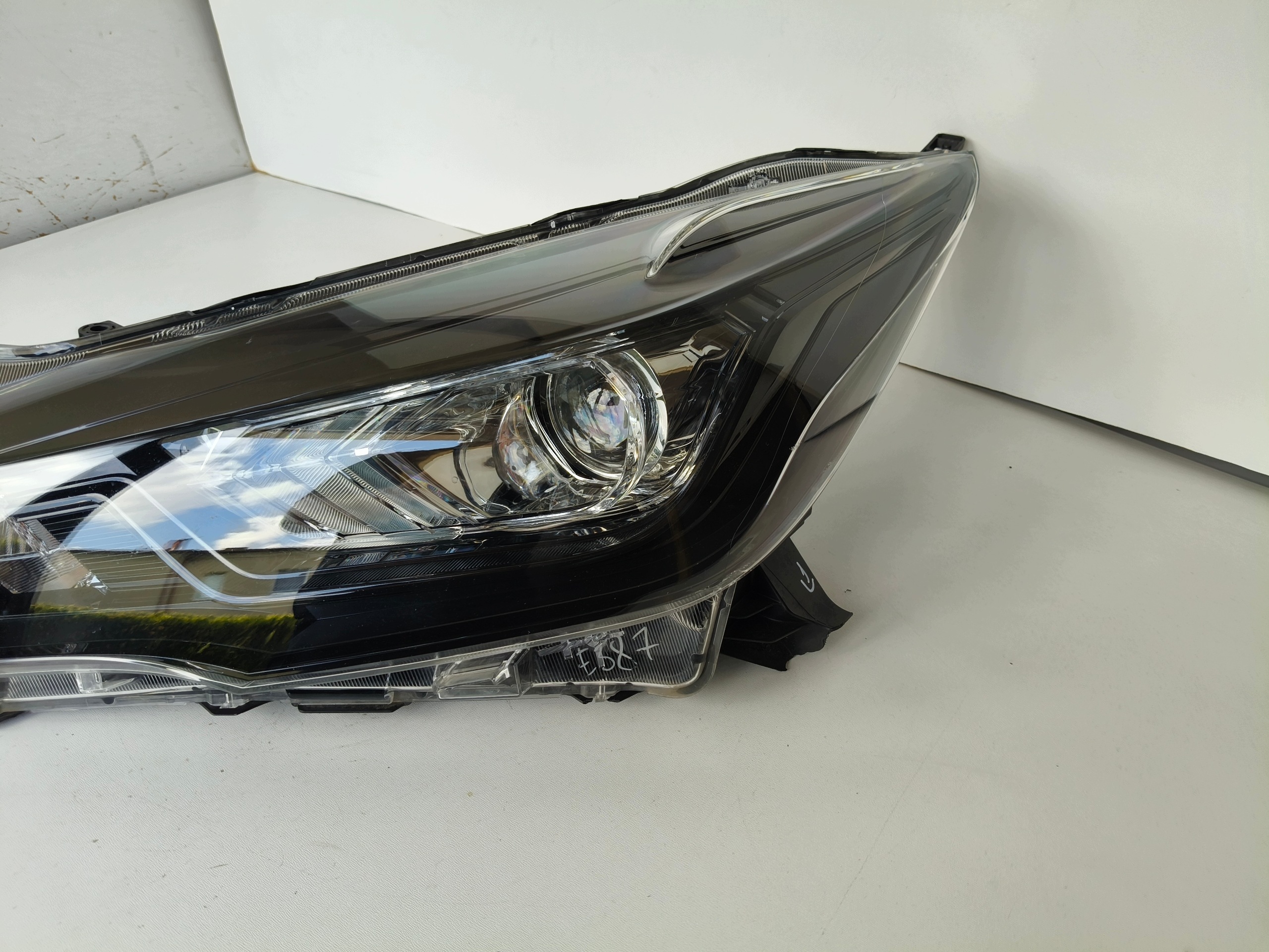 light left REFLEKTOR NISSAN MICRA K14 17- FULL LED