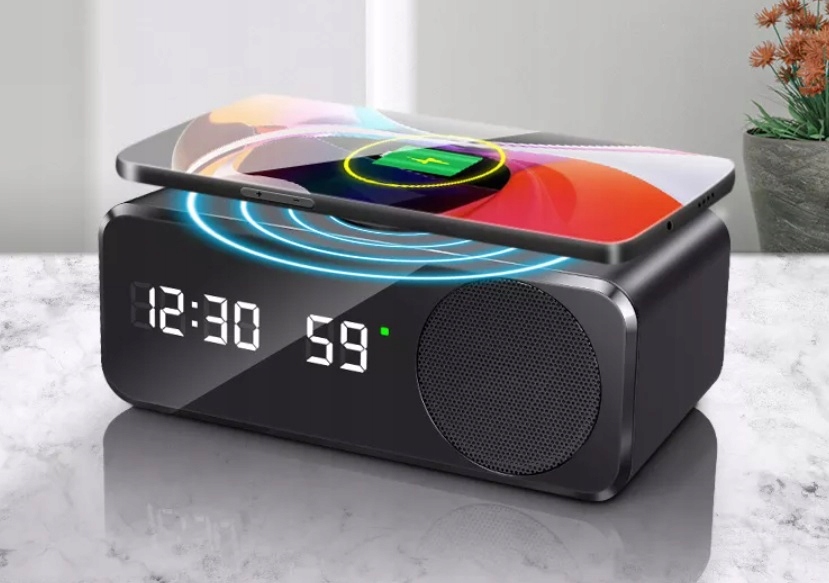 ŁADOWARKA INDUKCYJNA 15W BUDZIK GŁOŚNIK 3W1 Marka GoldenPro