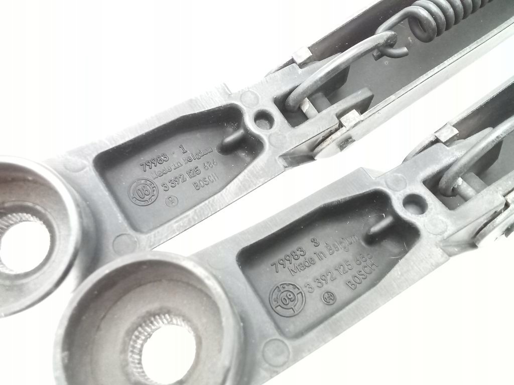 Toyota Avensis III 3 T27 wiper arm front EU