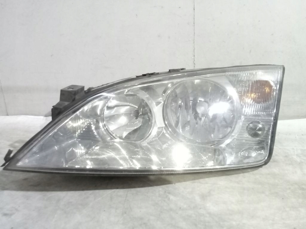 Ford Mondeo MK3 light left front front
