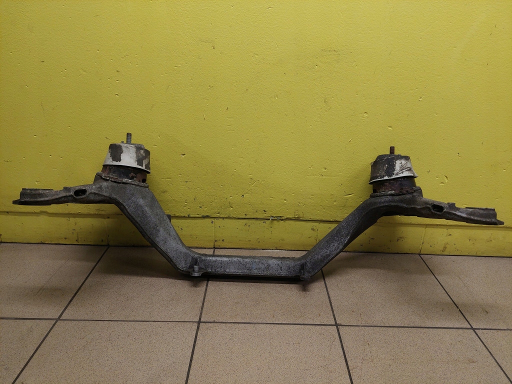 VW TOUAREG e 3.2 RINFORZO PARAURTI Supporto Motore 7LO1939207