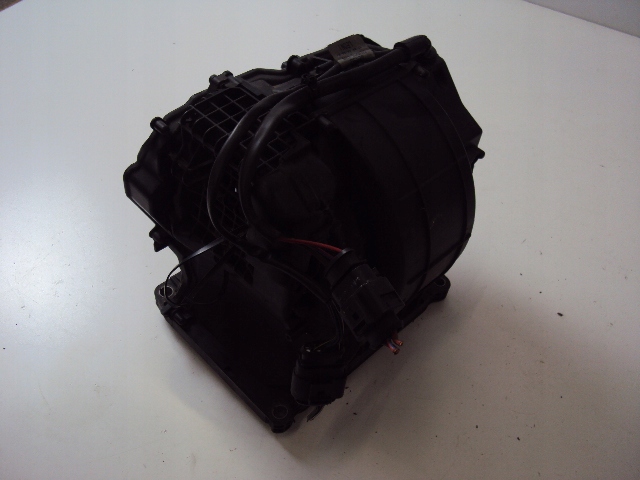 радиатор отопителя Audi A6 C6 3.0 tdi универсал 2004-