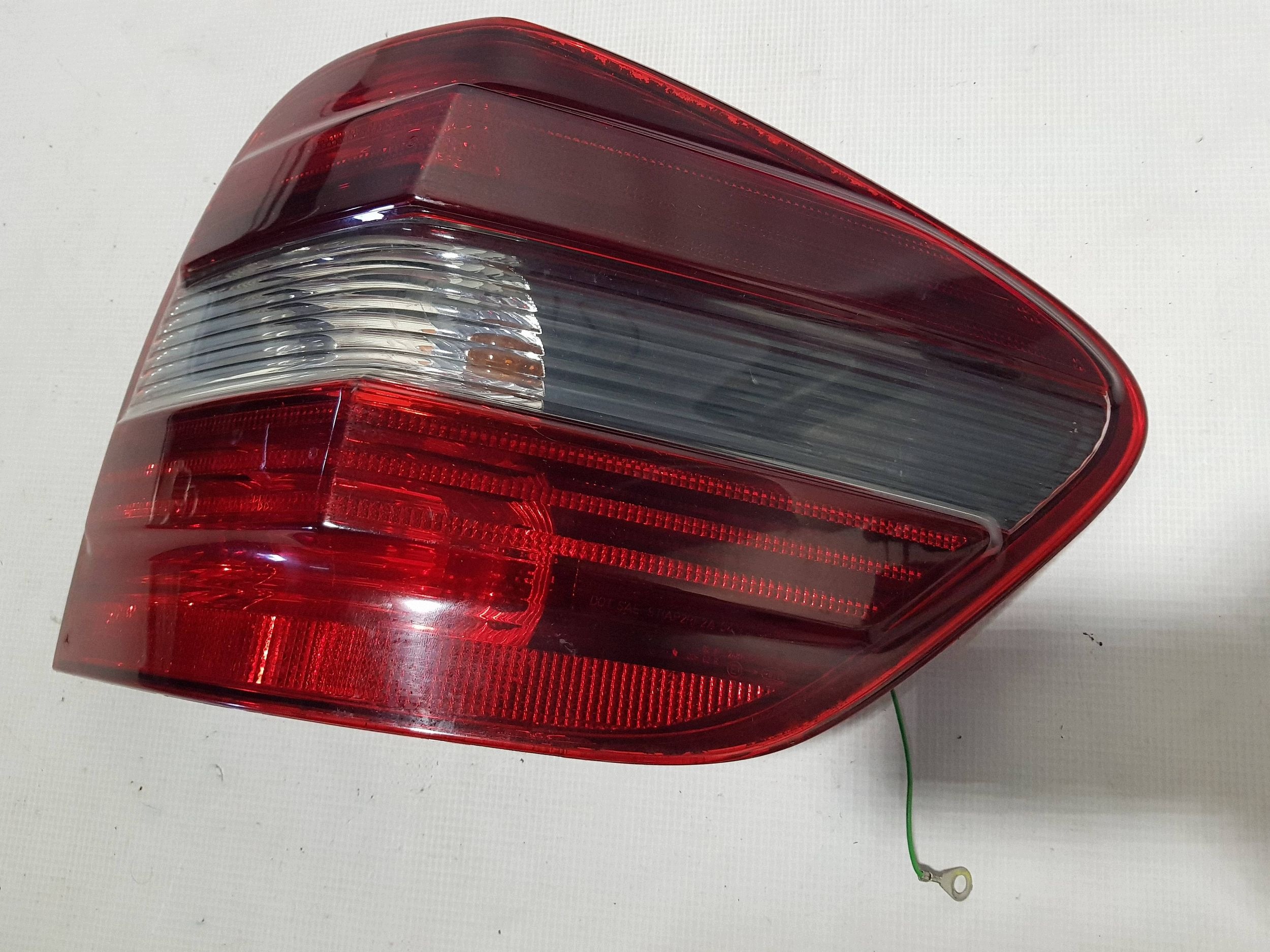 light rear rear part side right Mercedes ML W164