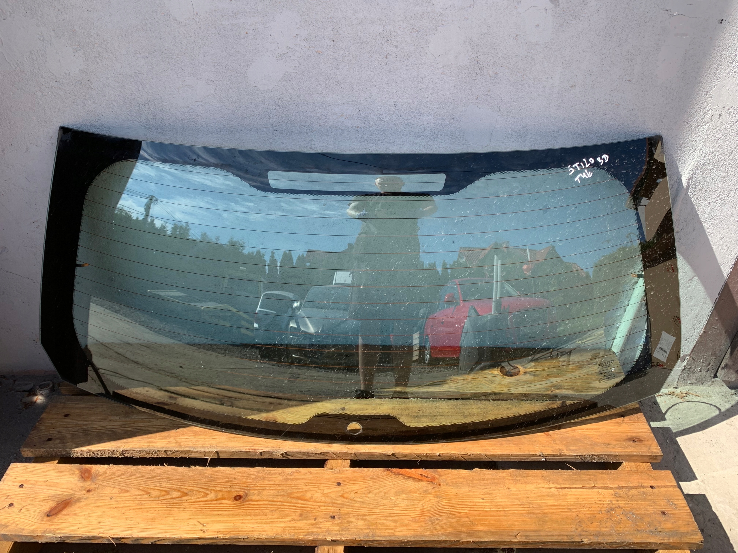 SZYBA TYLNA KLAPY BAGAŻNIKA FIAT STILO 01-07 3 DRZWI HATCHBACK