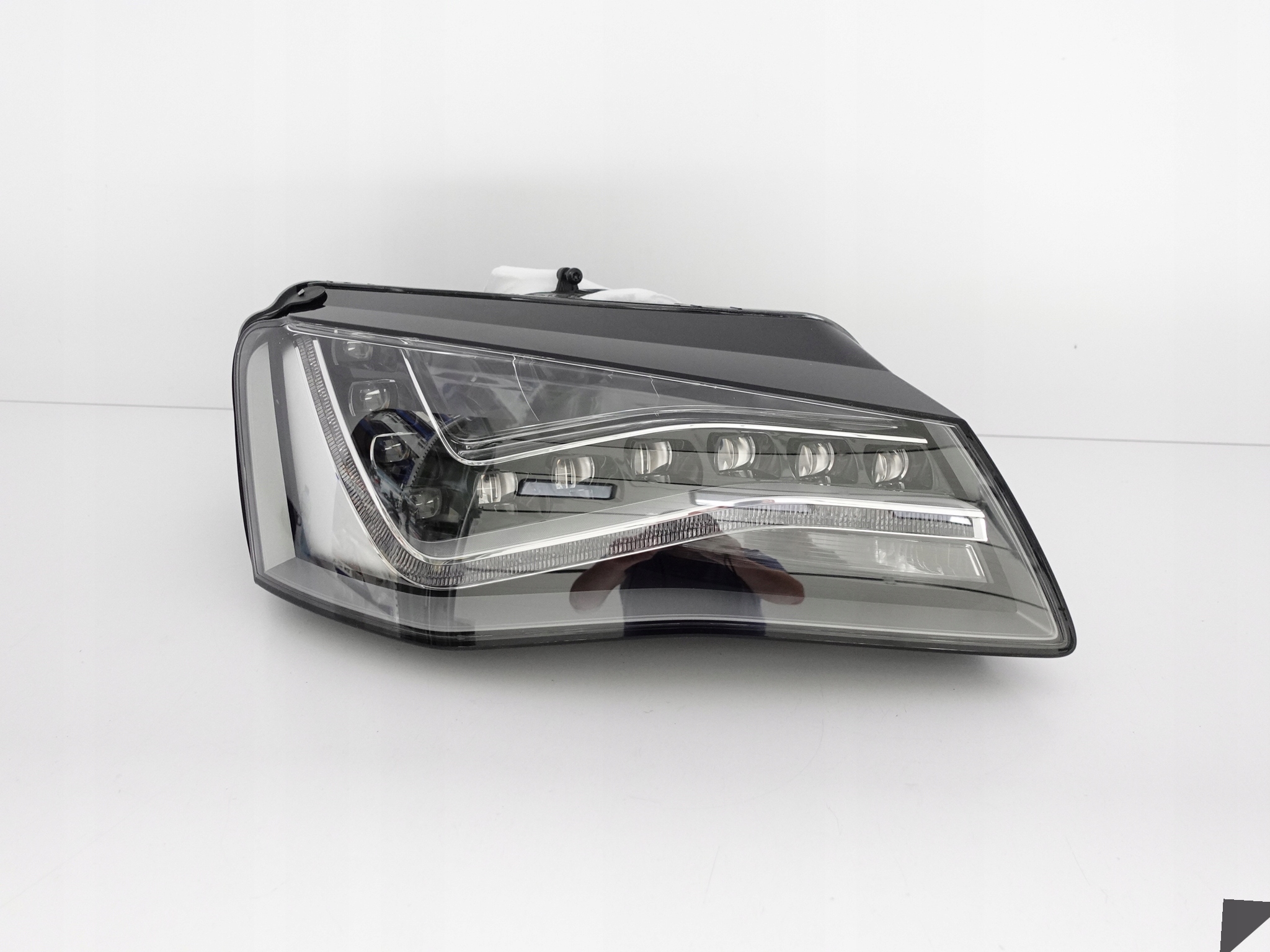 AUDI A8 S8 D4 4H0 09-13 FULL LED LAMPA NOWA HELLA