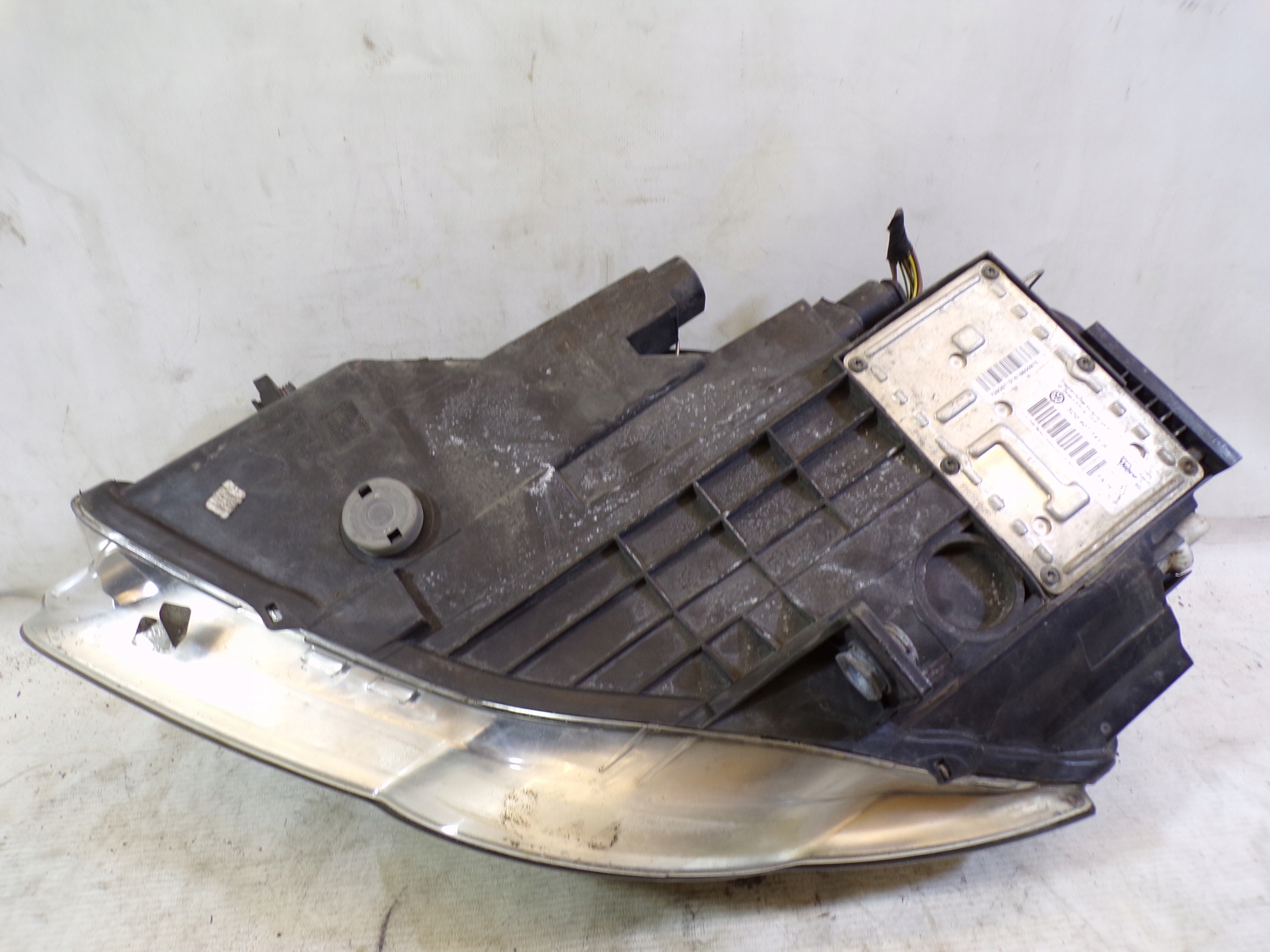 light front front right VOLKSWAGEN PASSAT B6 XENON (2)
