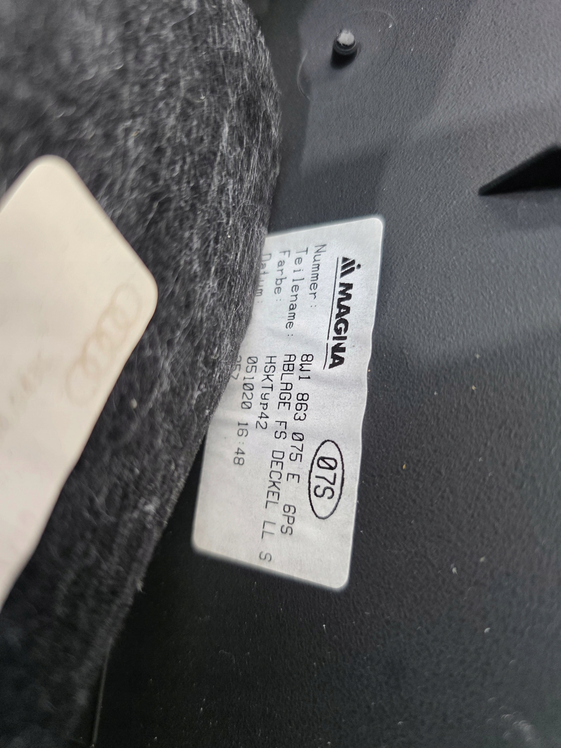 cover below DESKE AUDI A4 B9 S5 A5 8W 8W1863075E