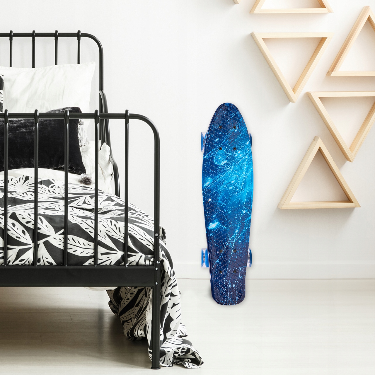 FISZKA DESKOROLKA DLA DZIECI ŚWIECĄCE KOŁA LED DRIFT 56CM DŁ GALAXY KOSMOS Waga produktu z opakowaniem jednostkowym 1.7 kg