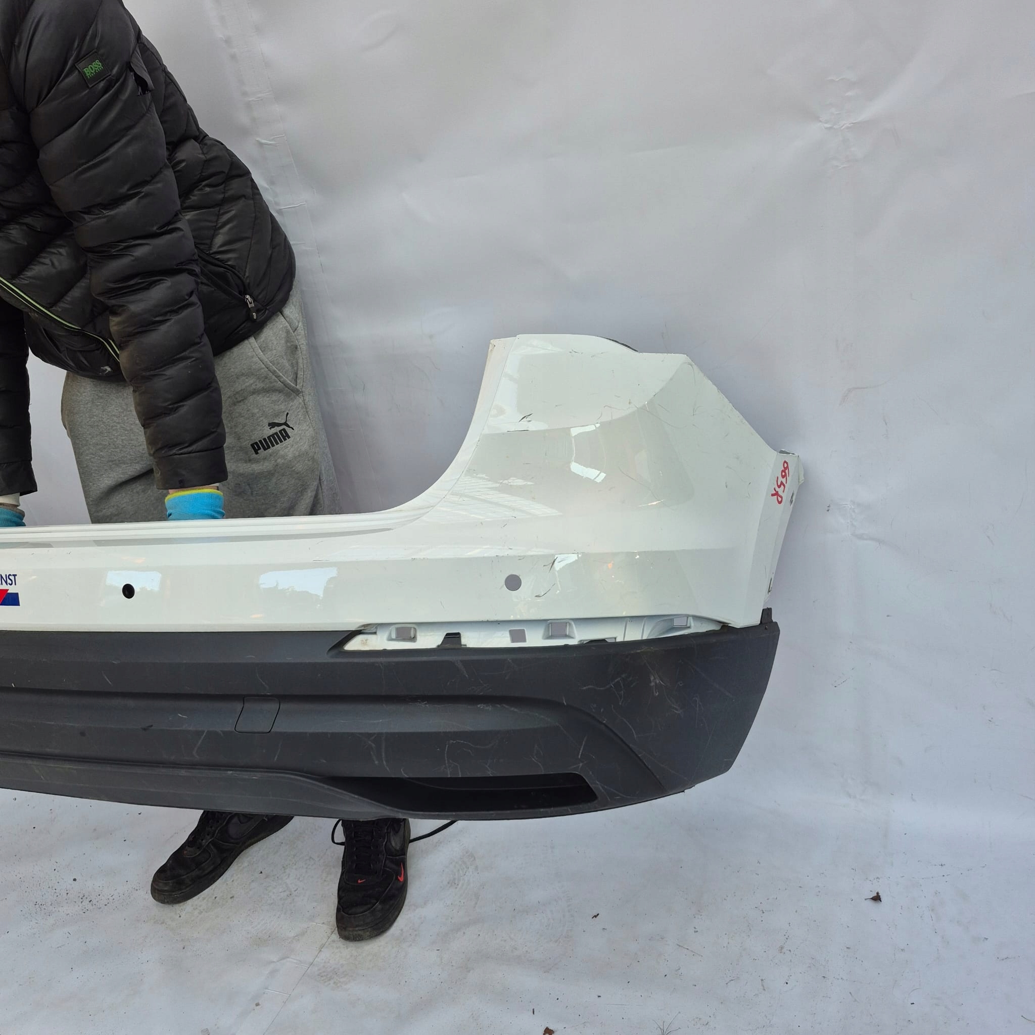 AUDI Q3 II 83A 18- bumper rear part rear PDC