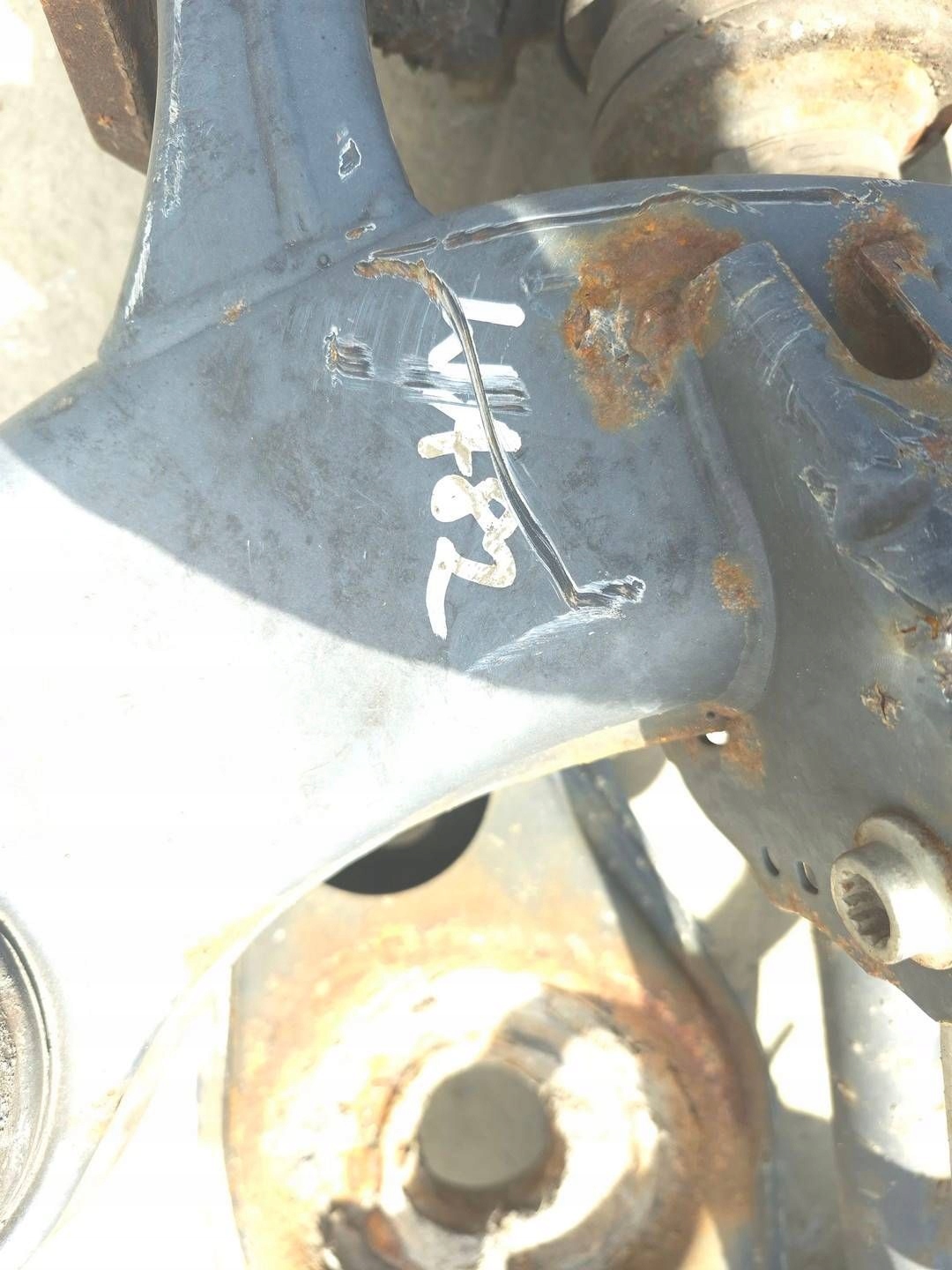 sususpension sider rear part rear complete diff MERCEDES C207 W207 3.0 CDI