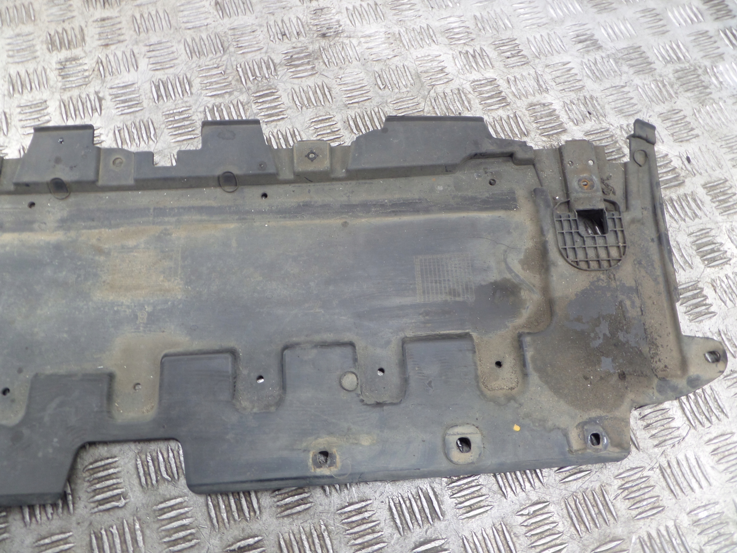OPEL ASTRA K V cover below bumper front 13423601