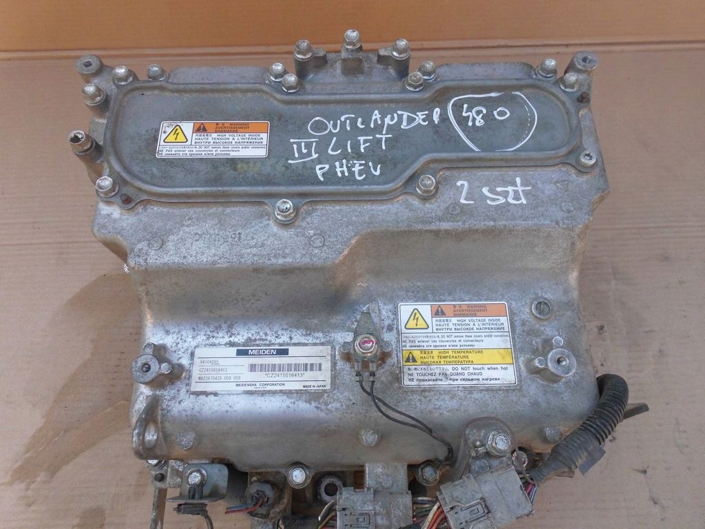 Mitsubishi Outlander III konwerter modul mocy