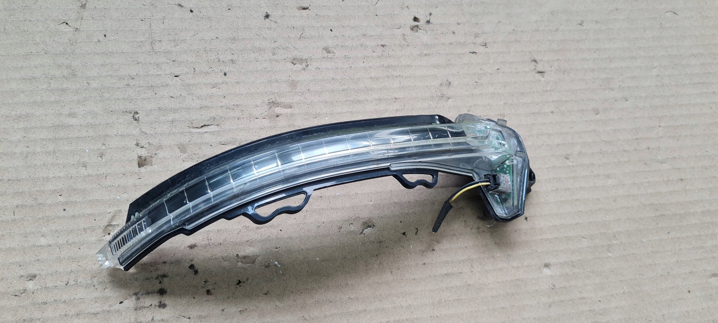 A4 B9 8W blinker indicator mirrors left front 8W0949101