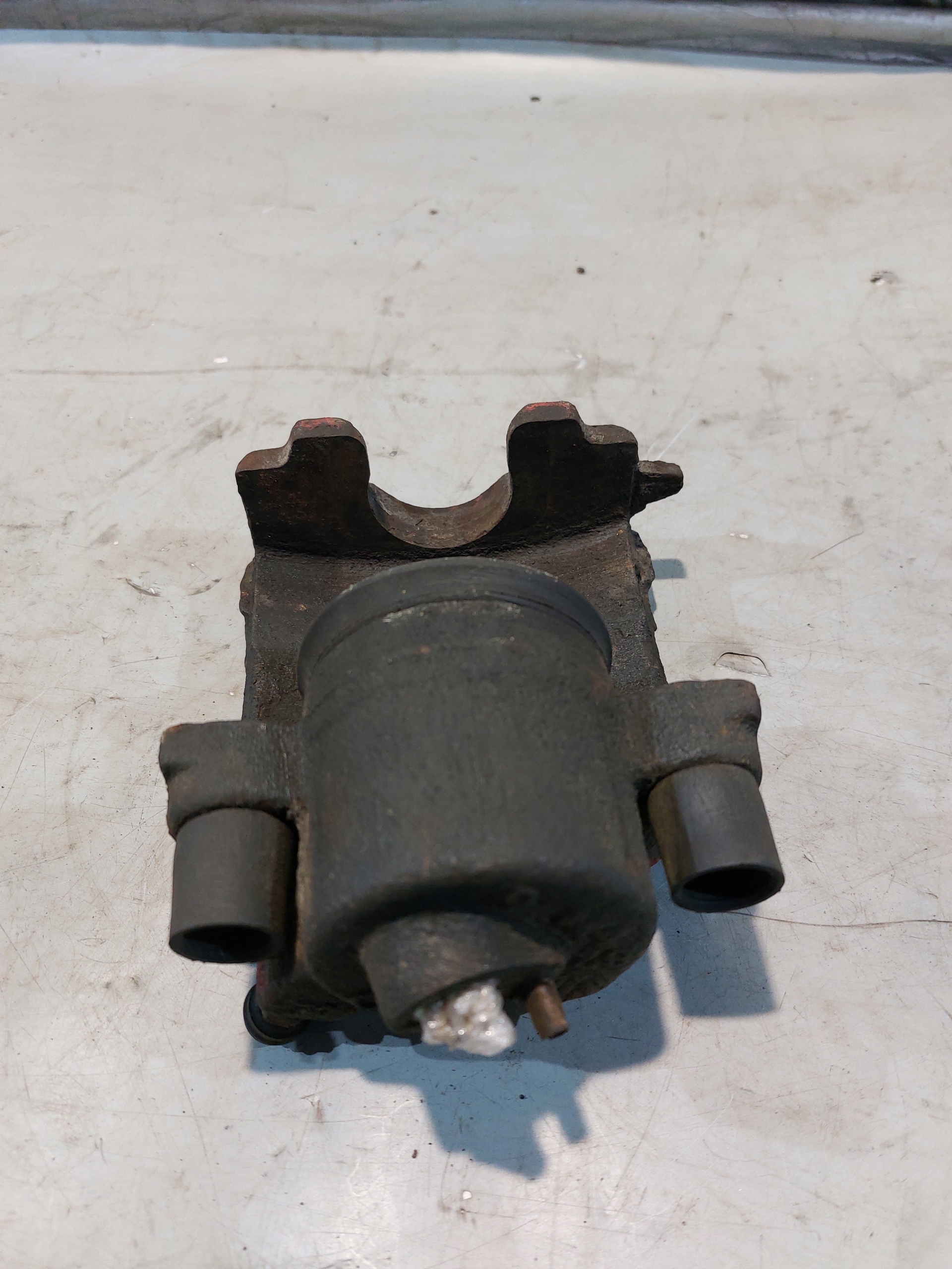caliper brake left front VW BORA 1.9TDI