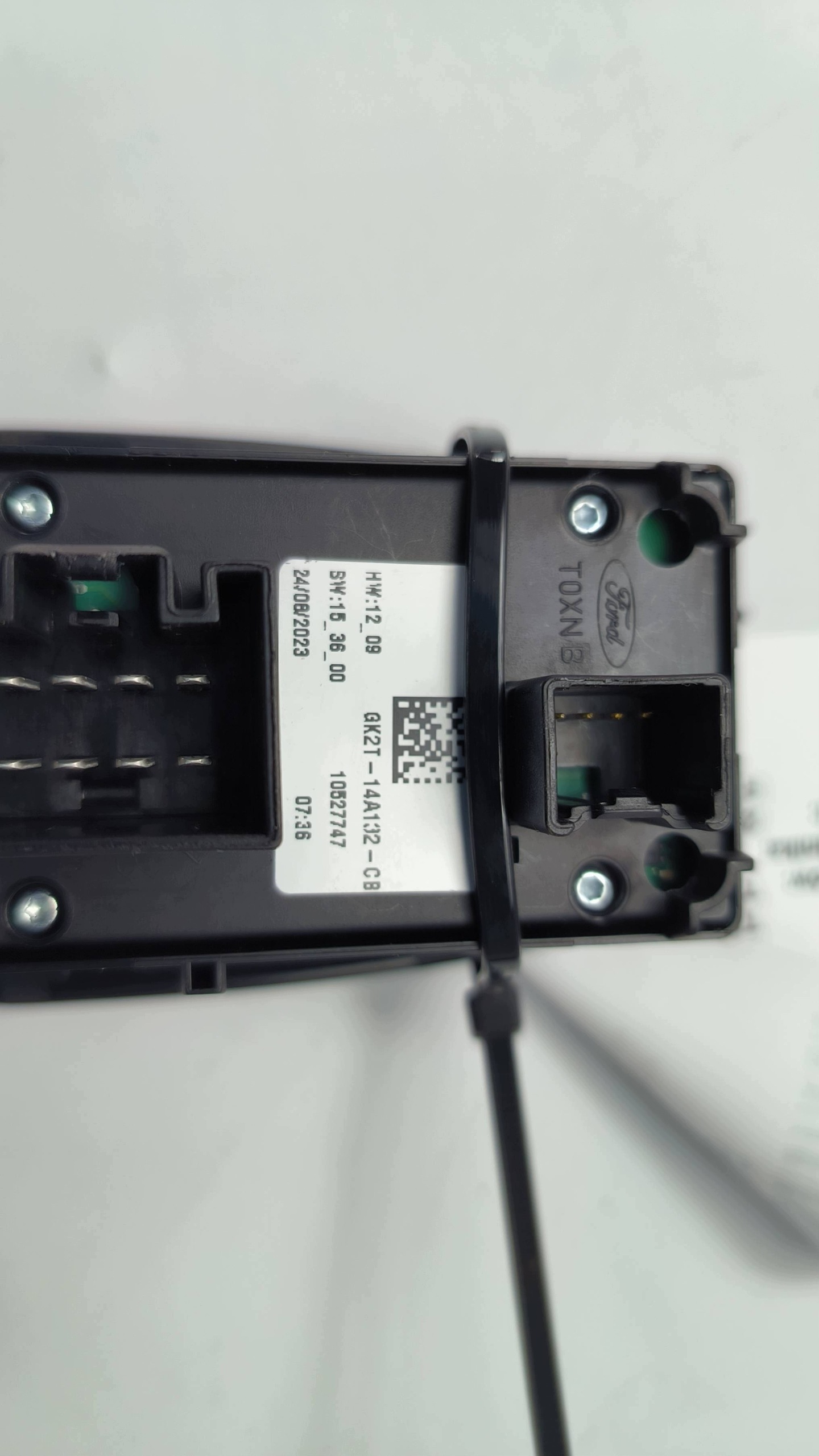 button GK2T-14A132-CB FORD TRANSIT MK8