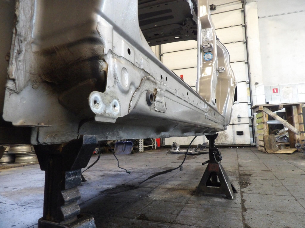 FORD C-MAX II LIFT threshold left EE