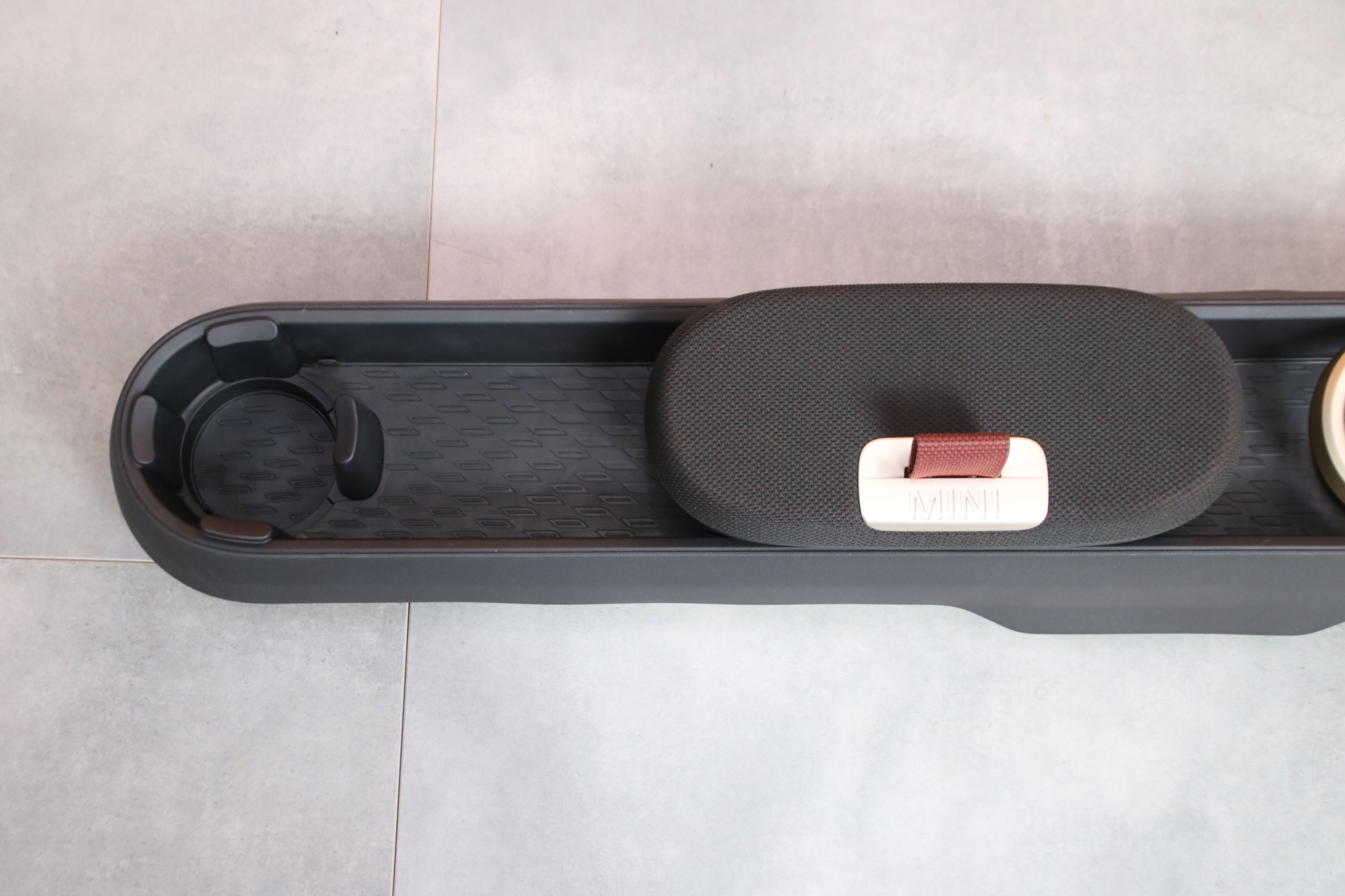 MINI COOPER J01 JCW TUNEL central armrest + LADOWARKA BEZPRZEWODOWA