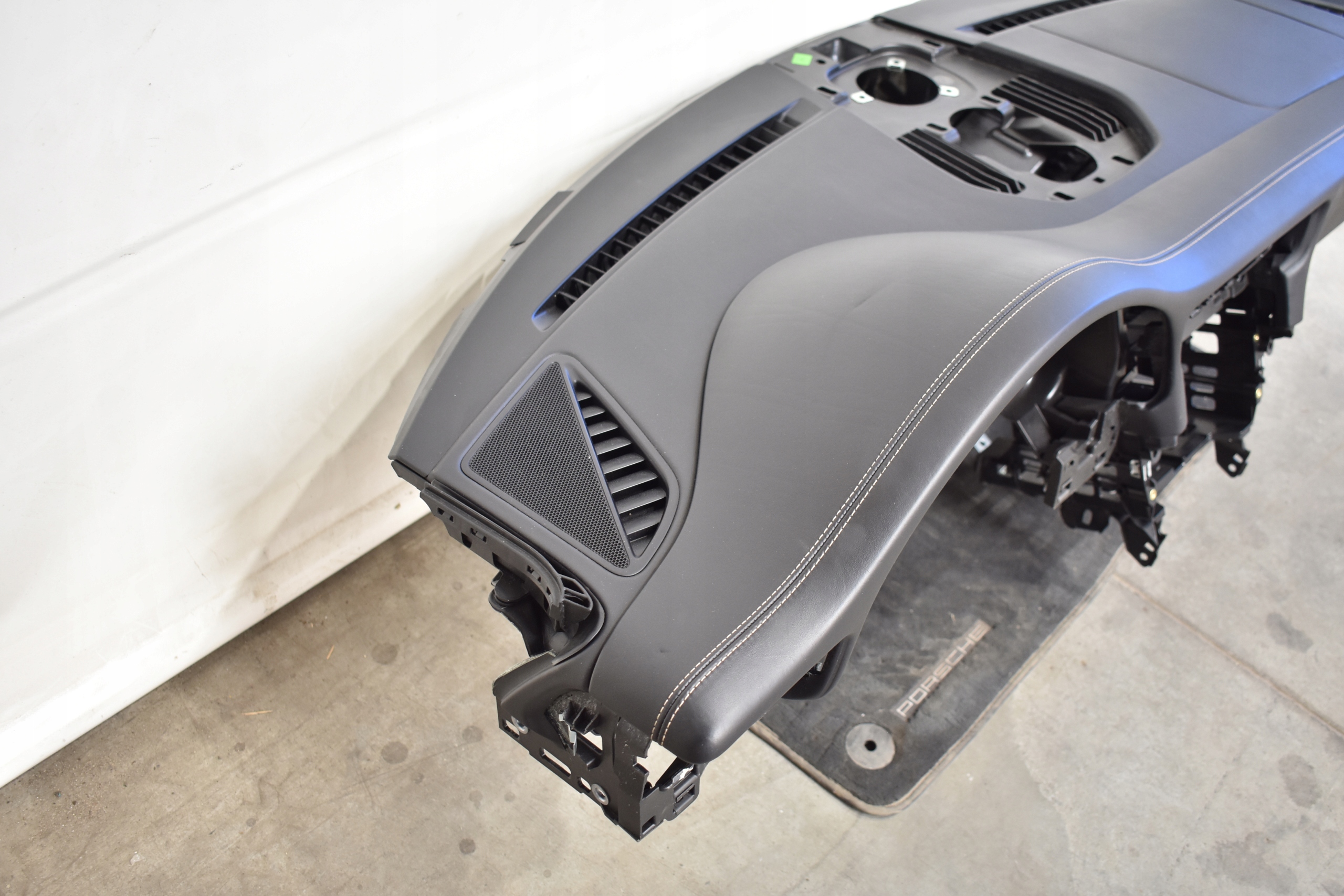 IDEALNA console leather NAPPA PORSCHE 991 LIFT 16R. 1