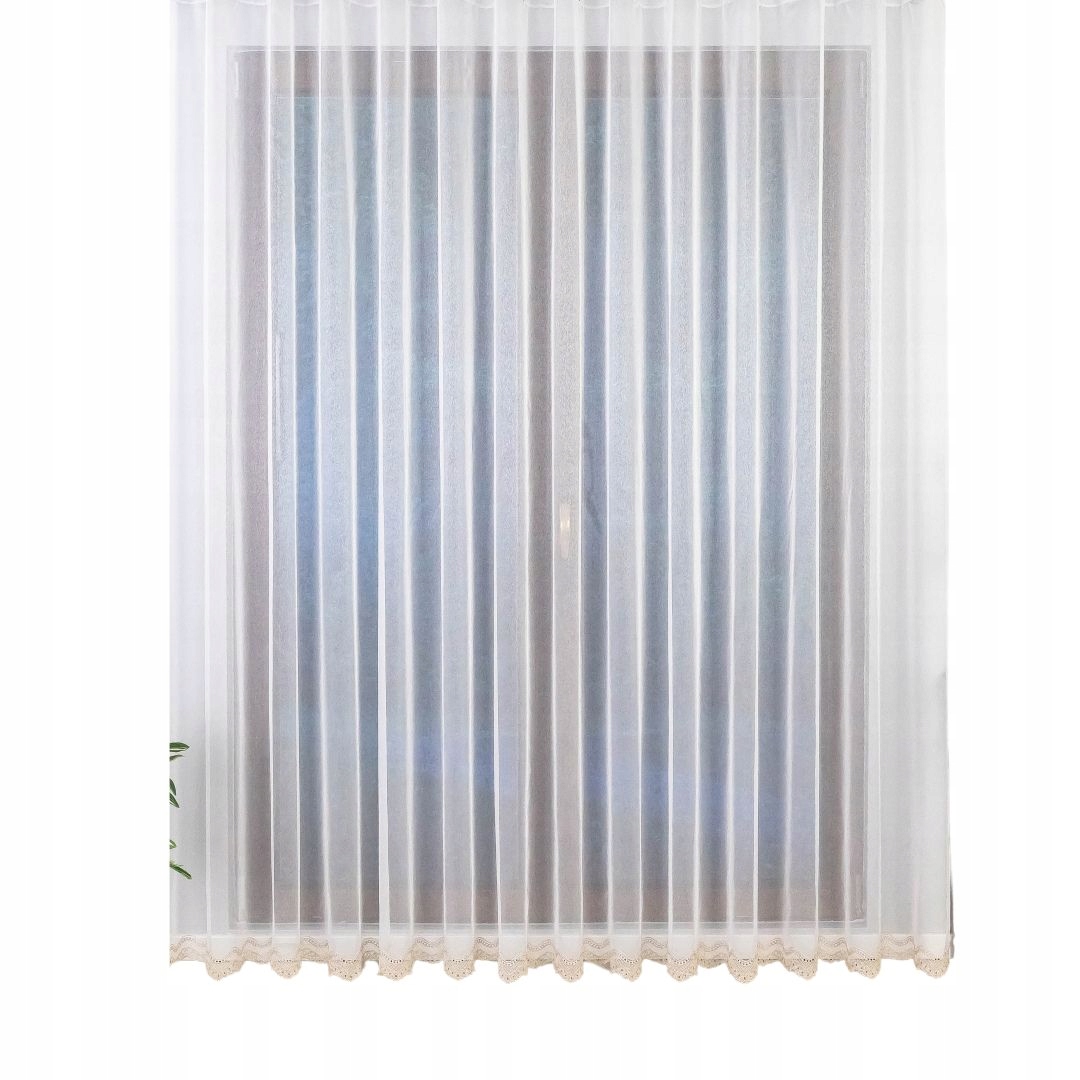 Markýzová záclona s bílou páskou a béžovou výšivkou 450 x 240 cm