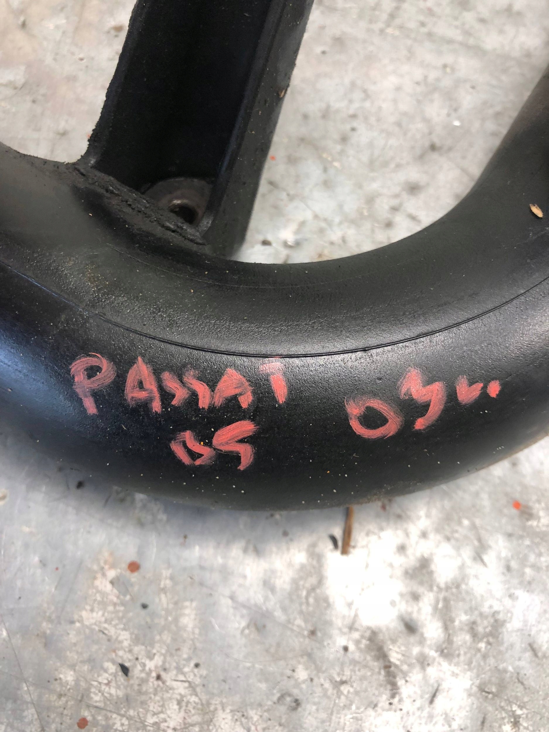 cijev prijenos interkulera VW PASSAT B5 8E0145762B 038906051C