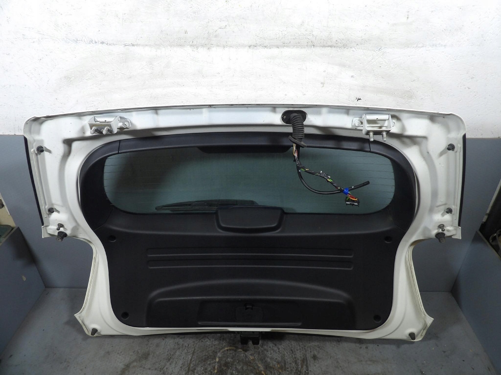 SSANGYONG TIVOLI GRAND rear trunk door WAA