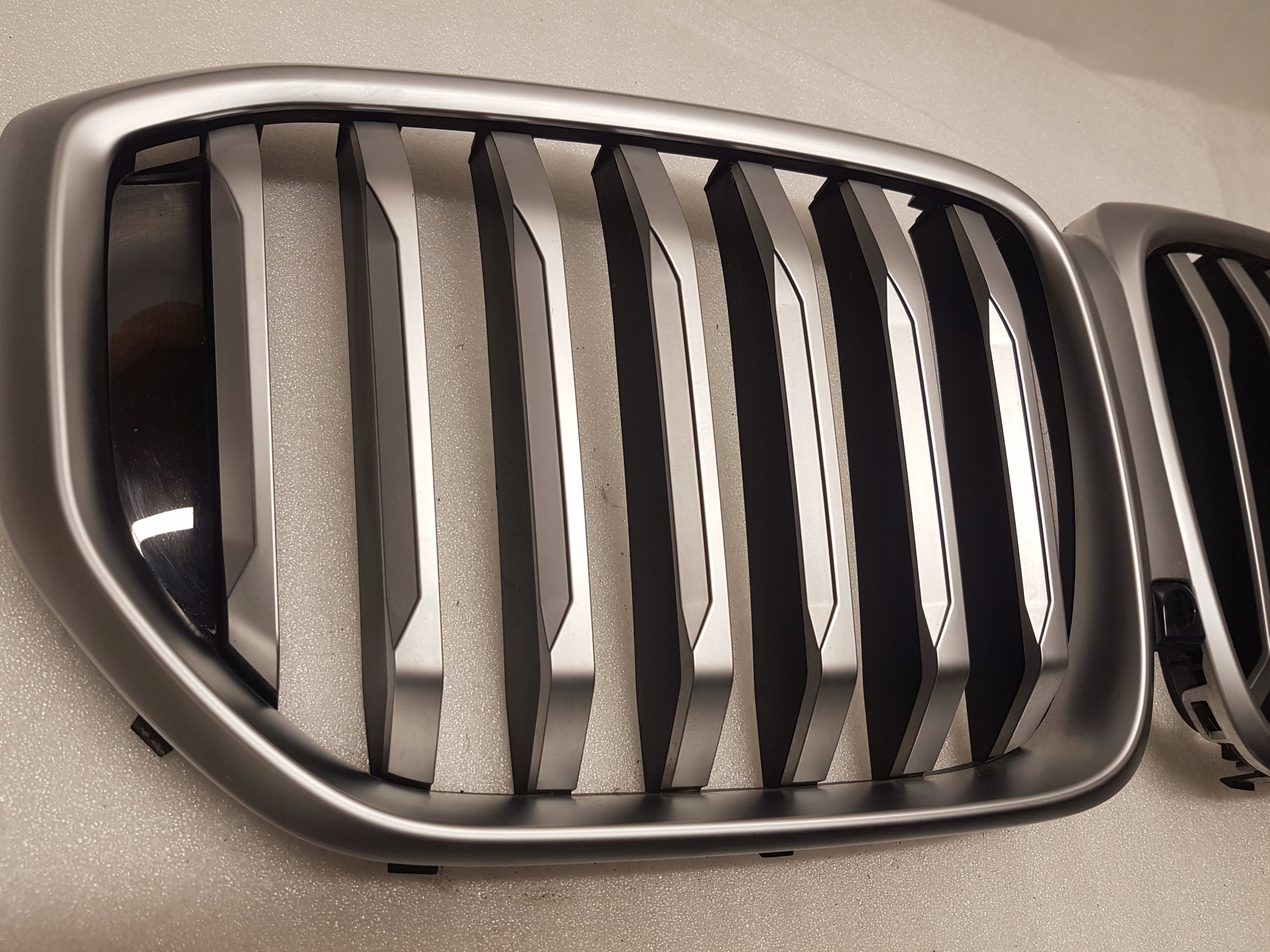 mask NERKI BMW X5 G05 LCI 5A67CC4