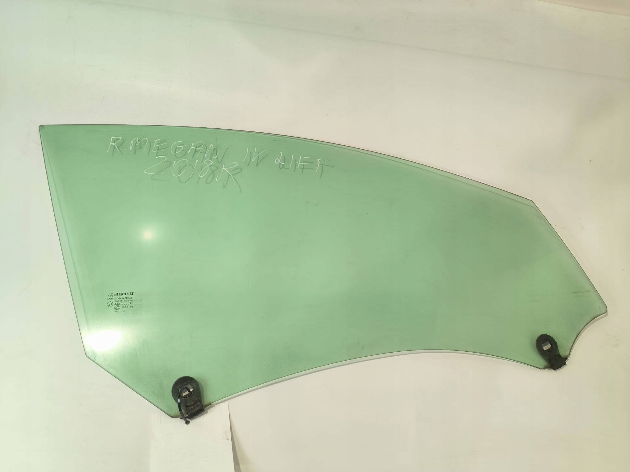window right front RENAULT MEGANE IV LIFT