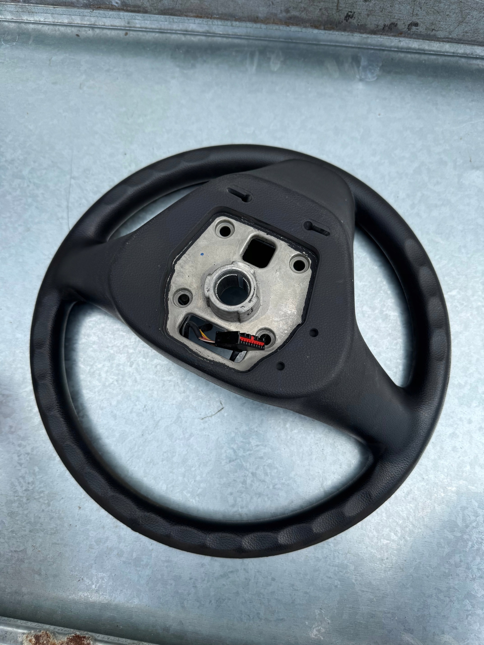 kormány MULTIFUNKCJA OPEL MOKKA A 2012-2019 év
