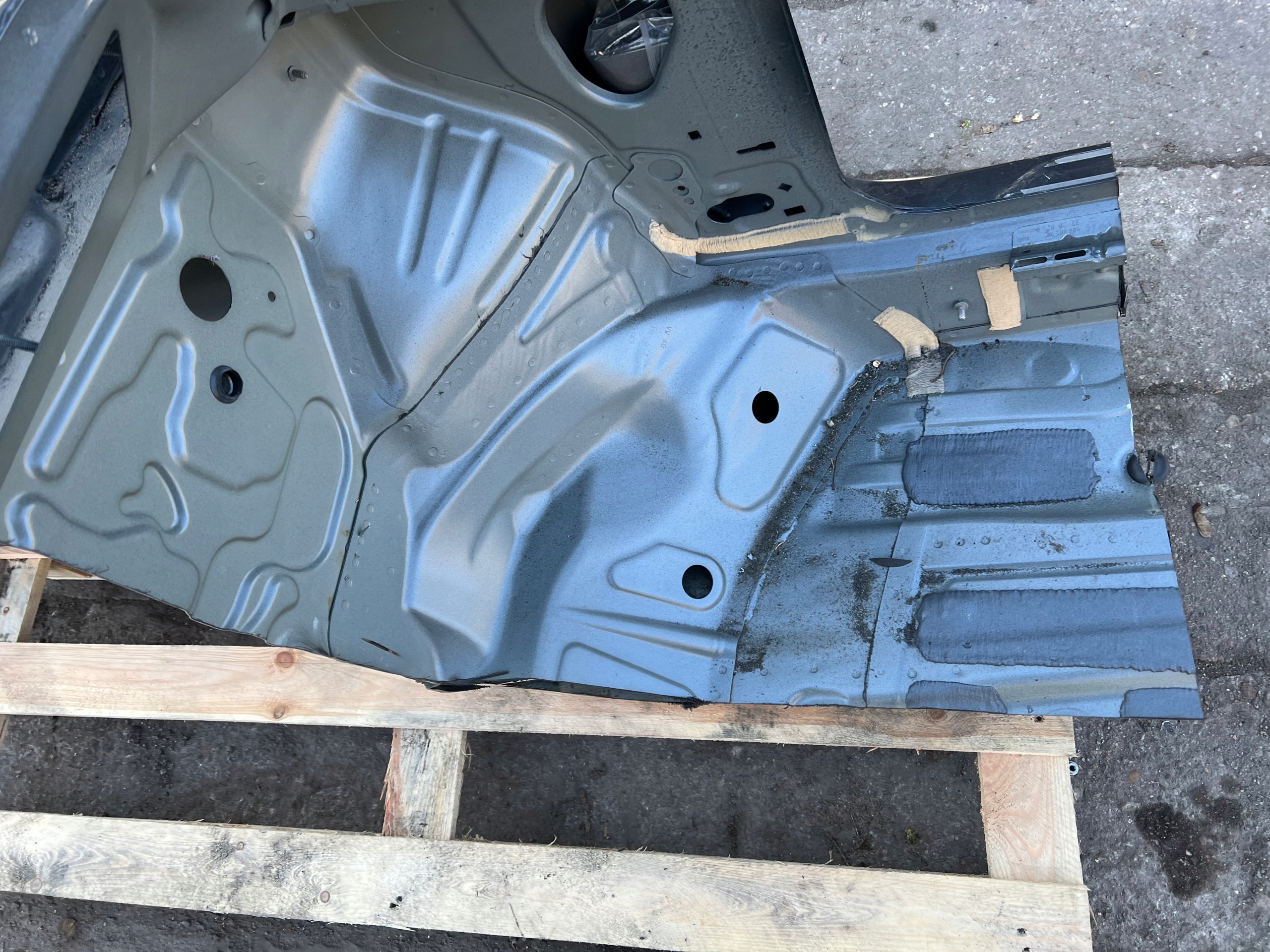 front body quarter right SEAT LEON IV 4 20- LAKIER: LS7H