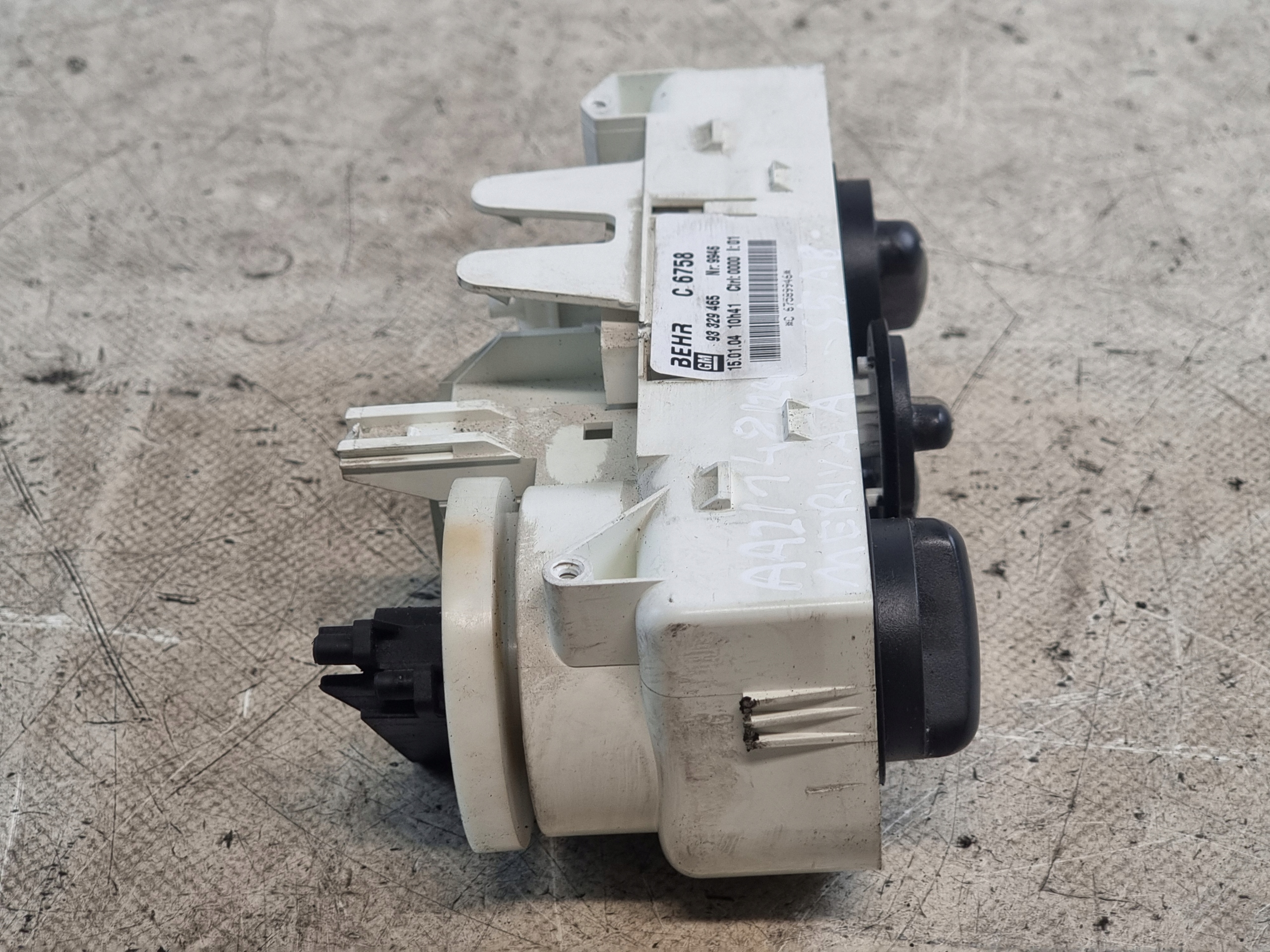 Unite commande clima Bouches buses OE 93329465 OPEL MERIVA A 04r