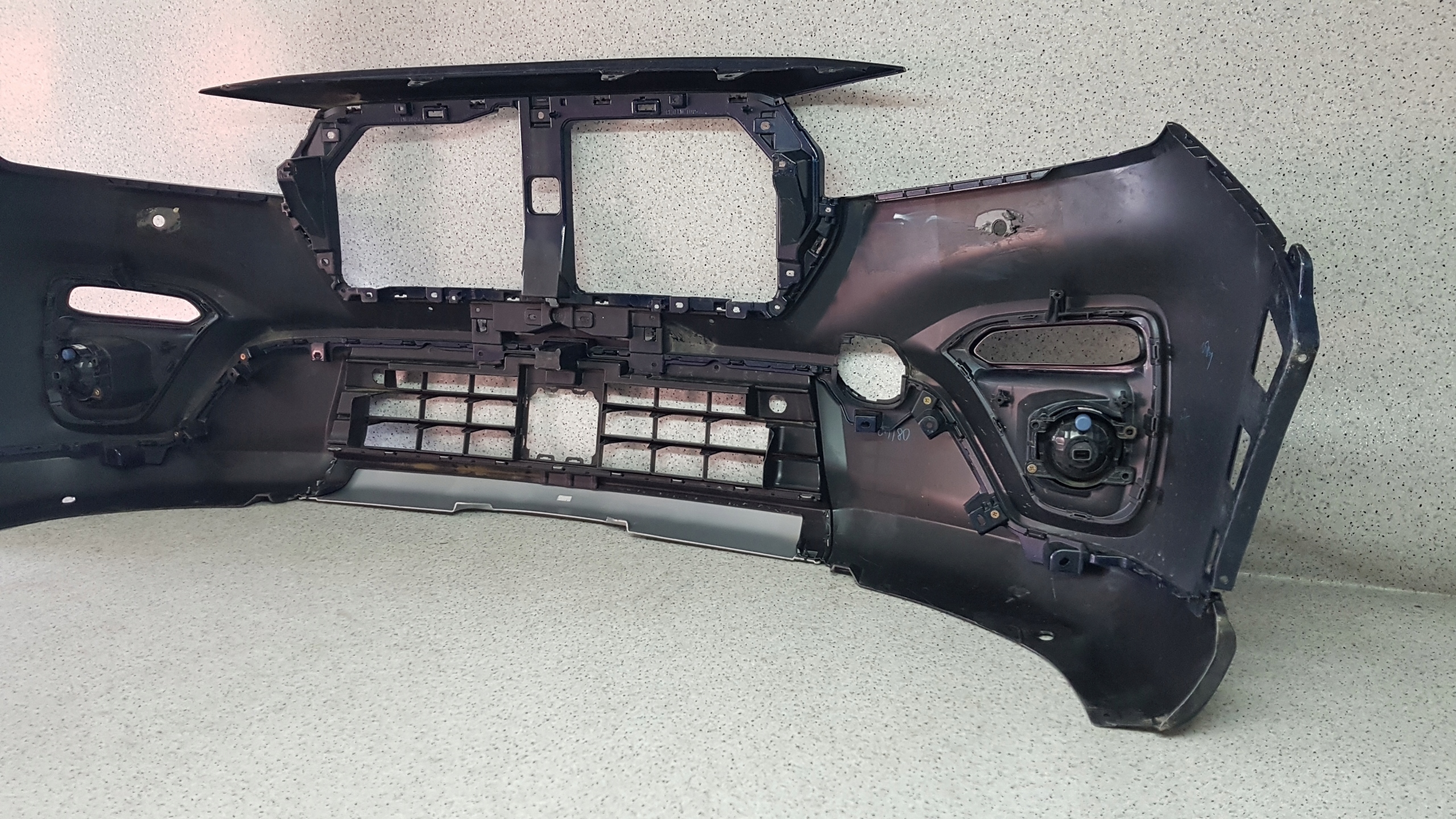 SUZUKI SX4 S-CROSS 3 III 2021- bumper front 9188