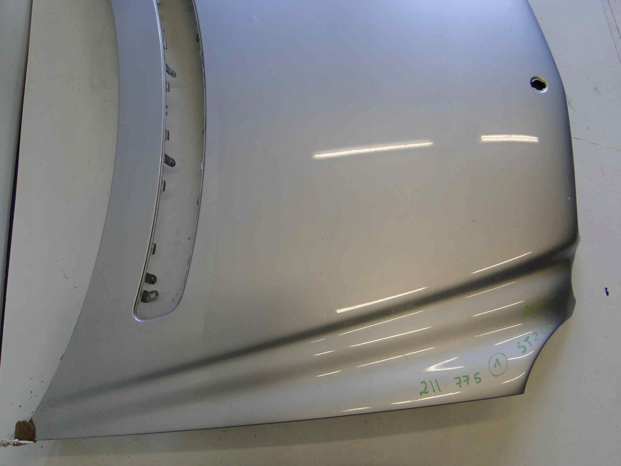 MERCEDES E KLASA 211 LIFT MASKA ORYGINAŁ BEZ RDZY Typ samochodu Samochody osobowe