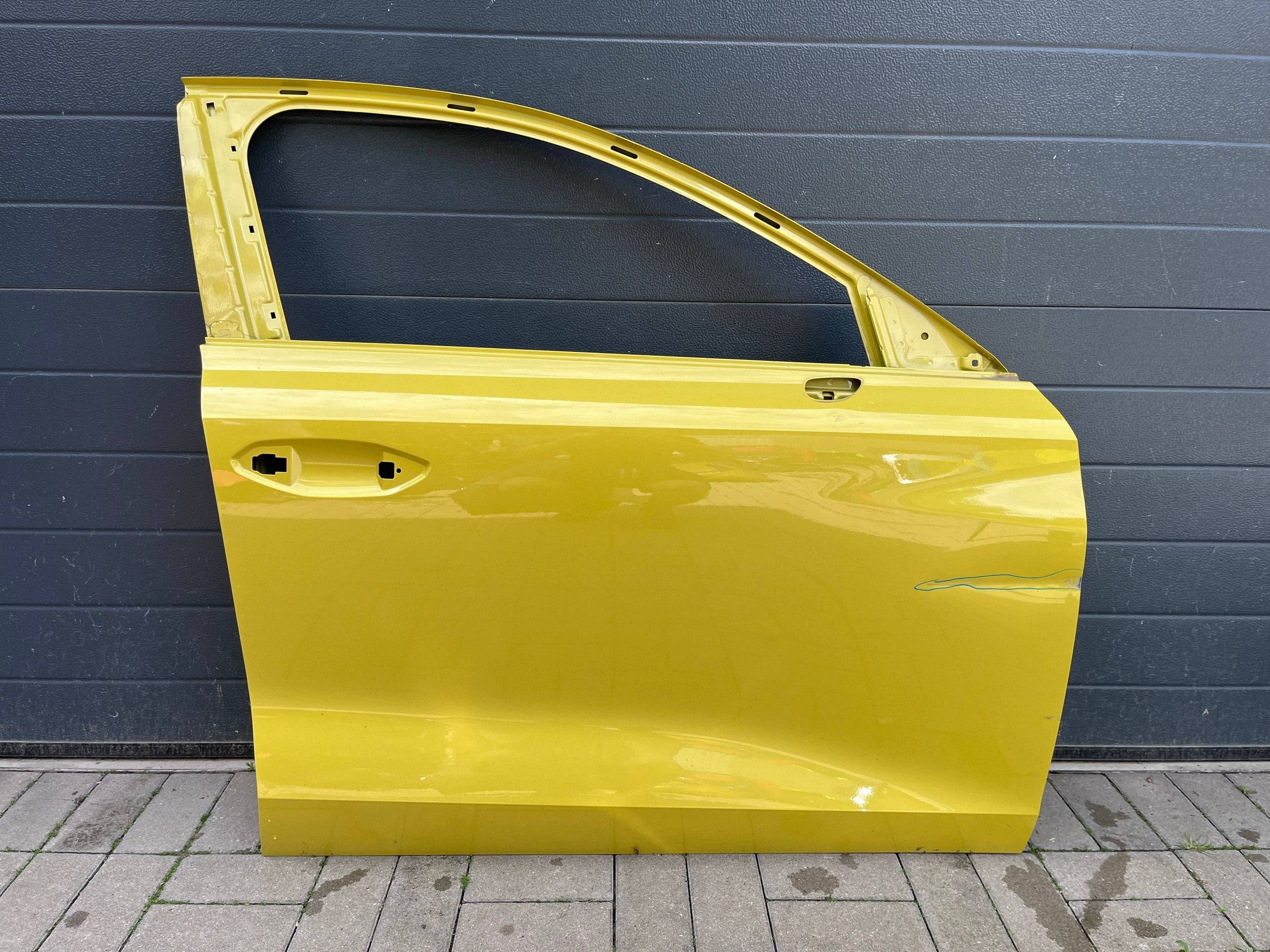 Audi A3 8Y door right front front