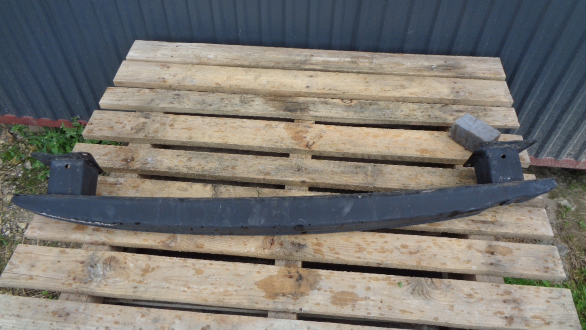 VW PASSAT B7 SEDAN belka pod zderzak 3AA807585 Numer katalogowy części 3AA807585