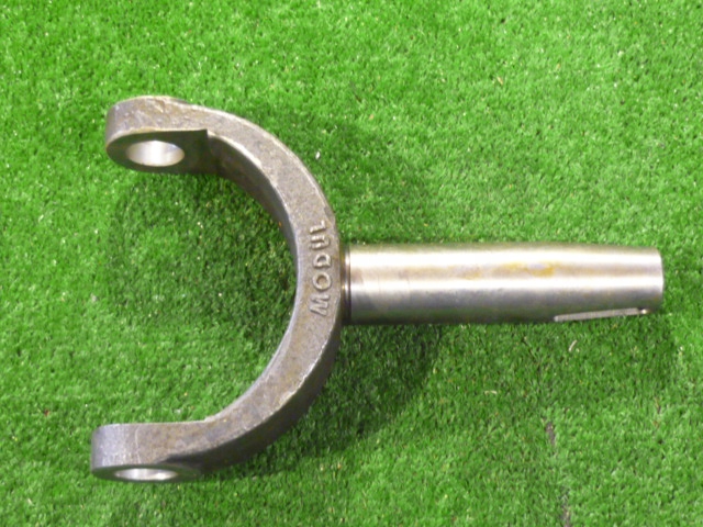 RAMIE WIDELKI PRZEKLADNI TARGANCA NH 80356819 Part number 80356819 2