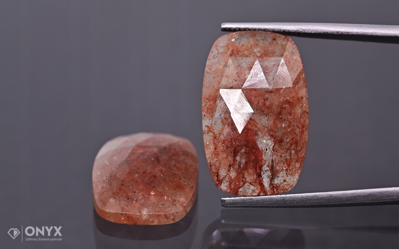 Jahodový křemen fazetovaná růžice Para cushion 2