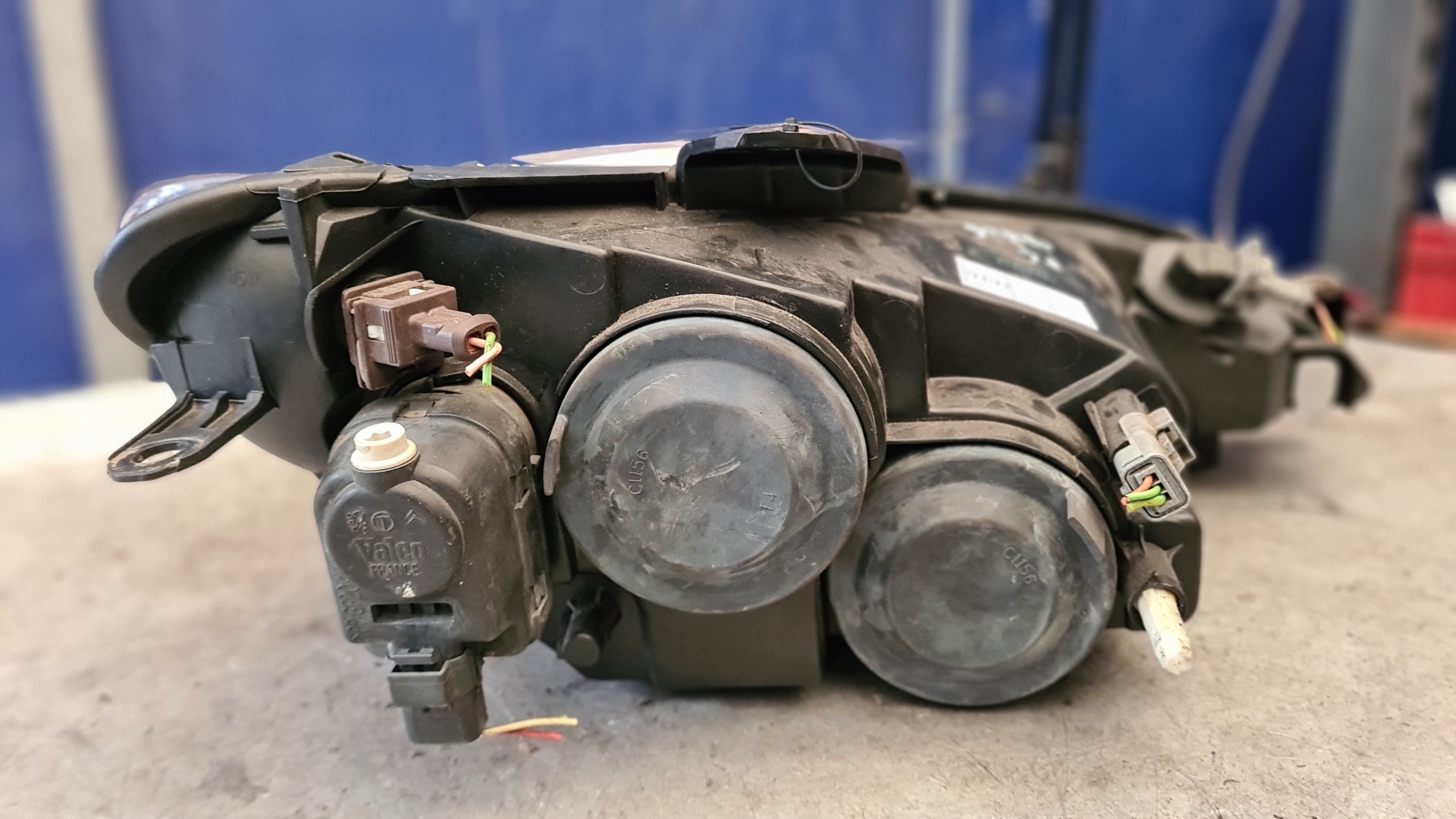 Peugeot 206 light front left