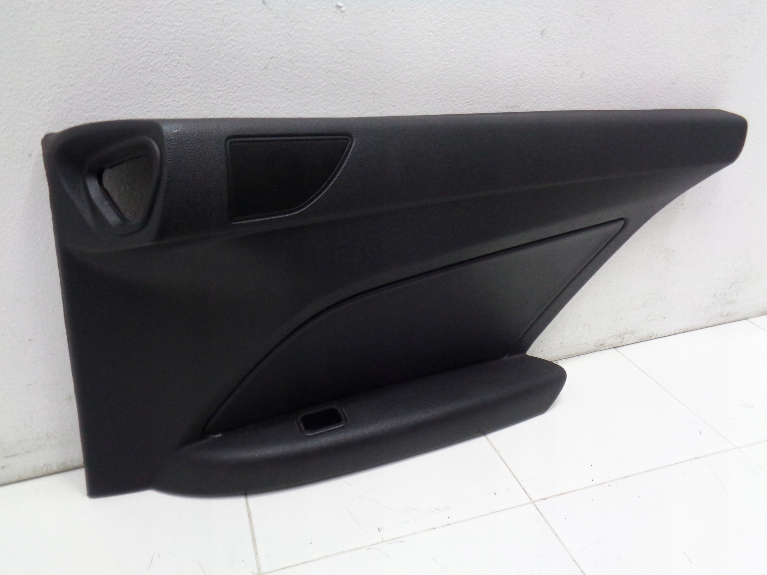 MERCEDES E COUPE W207 side upholstery right rear part