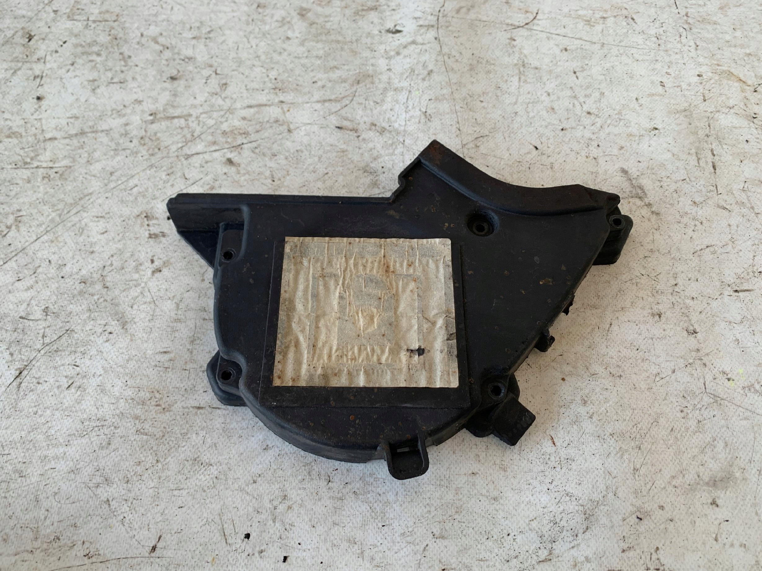 # Blende Abdeckung des Zahnrads FORD CITROEN 2.0D 9659869380