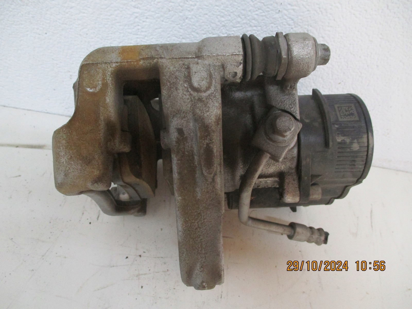 caliper ZCISKI MERCEDES EQA rear part rear A2474237300