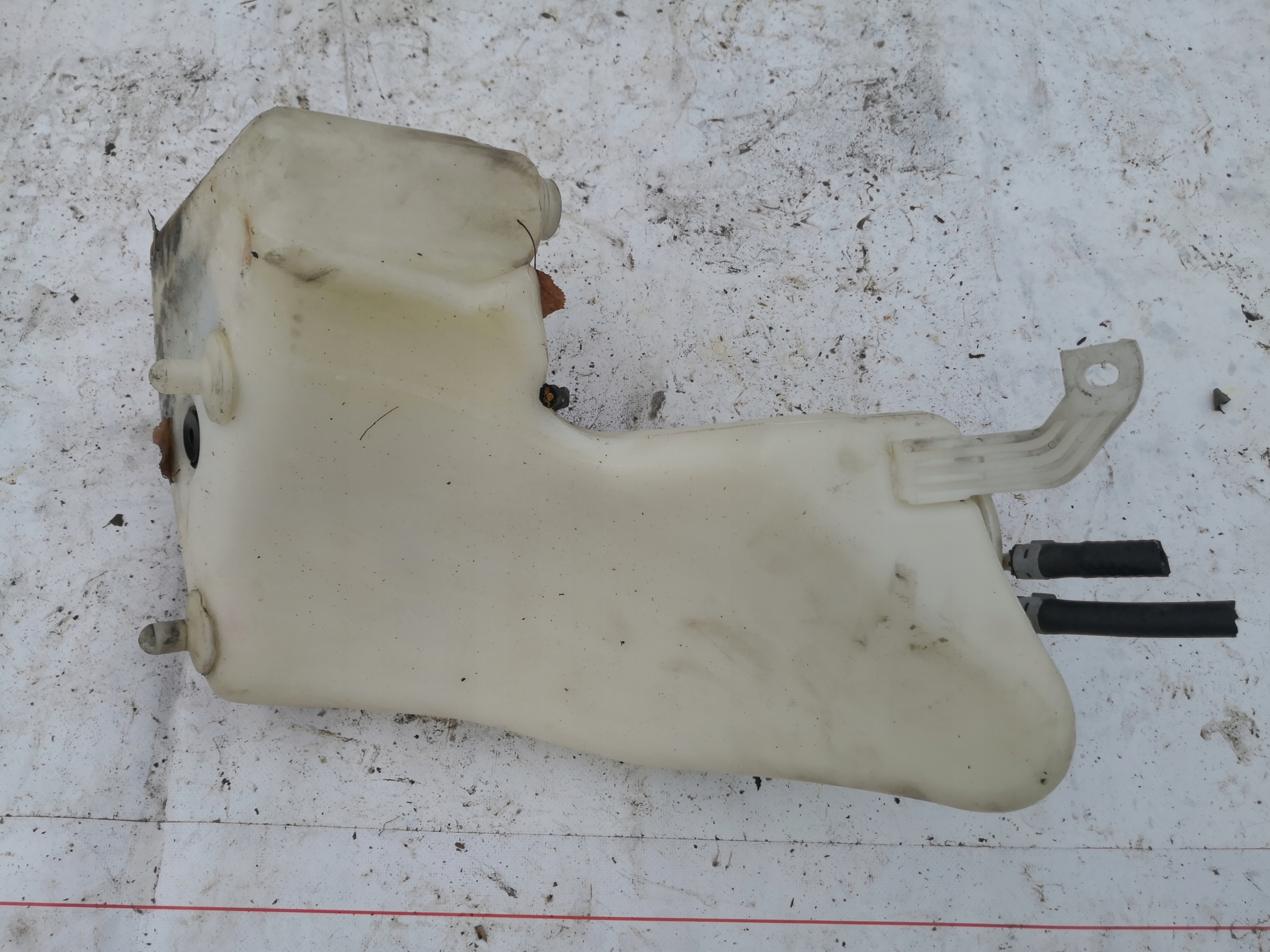 washer fluid tank MERCEDES W220 2208690020