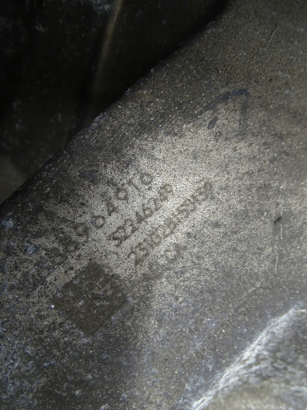 otoč čepu rameno VOLVO XC40 32246249