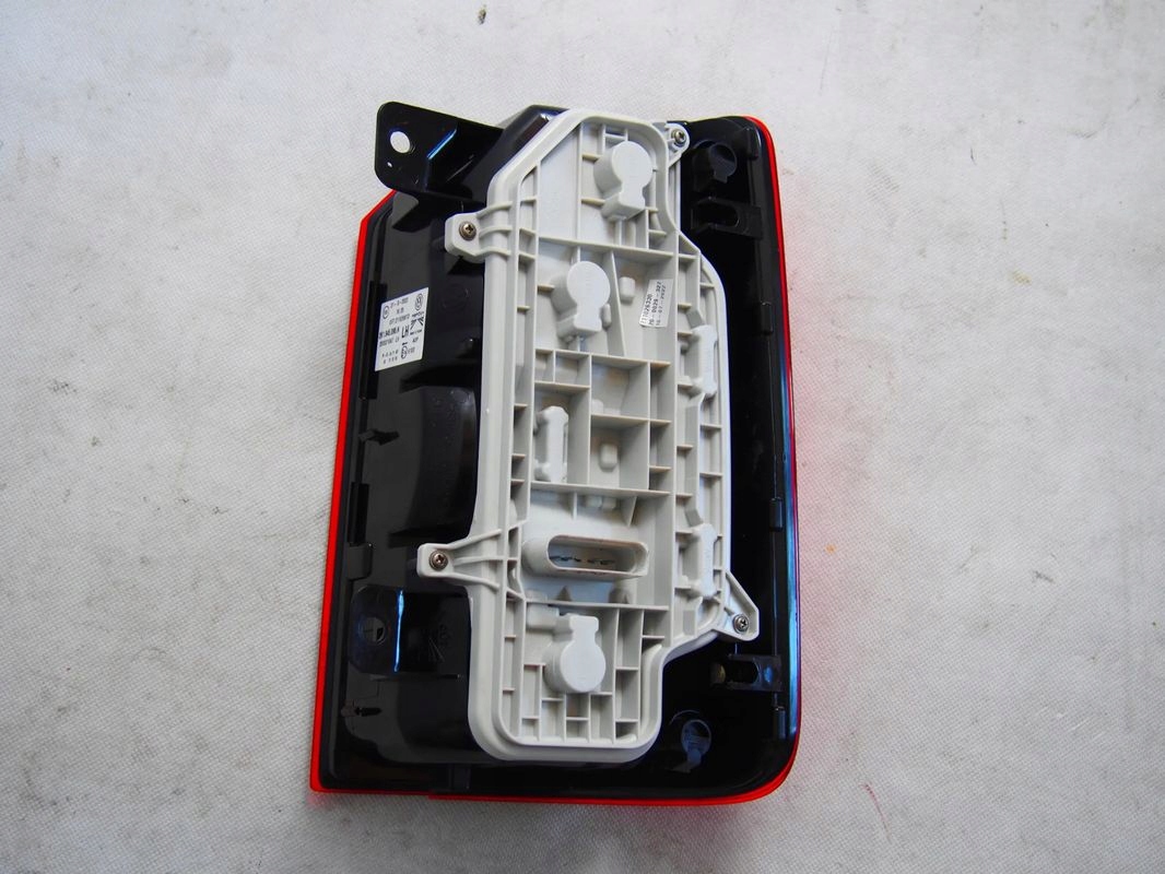 Volkswagen Caddy 15-20r light left rear part rear VW 2K1945095N