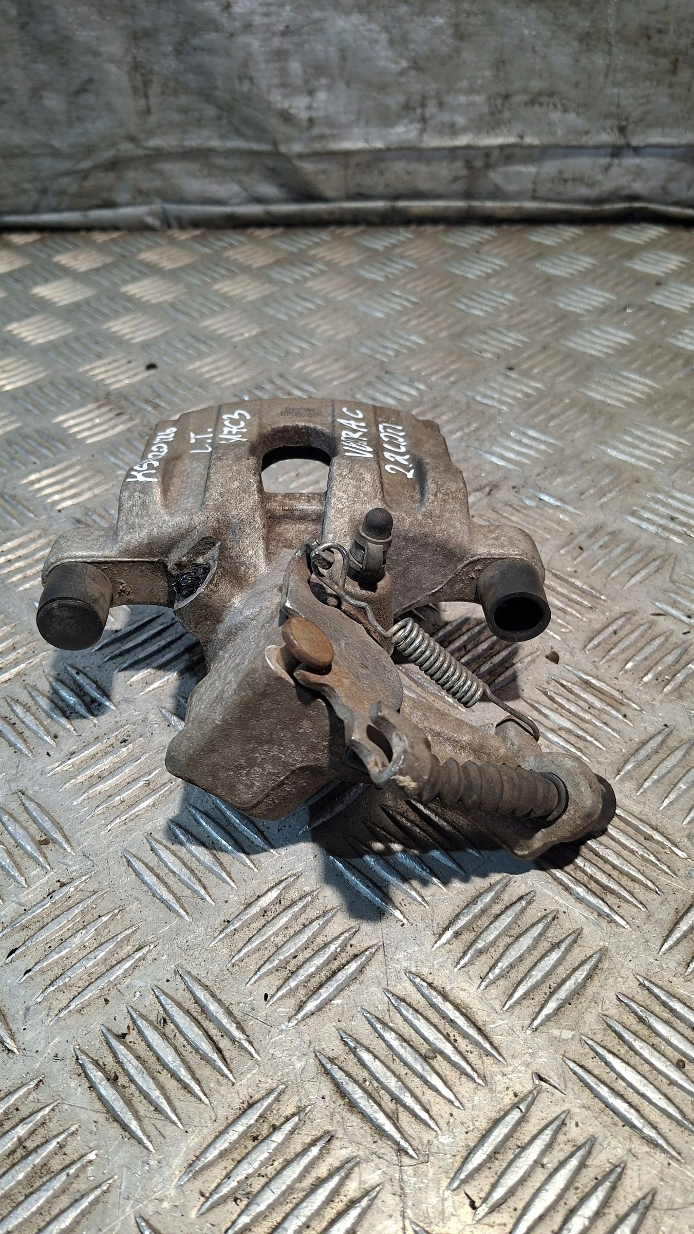 caliper brake left rear part OPEL VECTRA C 2.2CDTI
