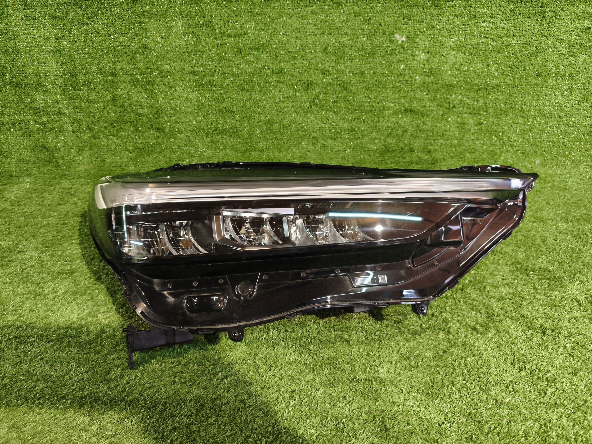 REFLEKTOR right front HONDA HR-V HRV III 21- FULL LED NR.1237